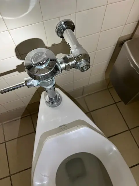 Fixture installation and repair for Repiping in La Sierra South